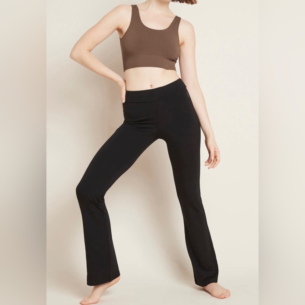 High Waist Flare Pants Workout Pants, gym. Boot Cut. Size Medium